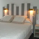 太阳伞酒店
