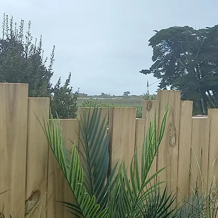 Le Parasol Отель