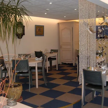 Le Parasol