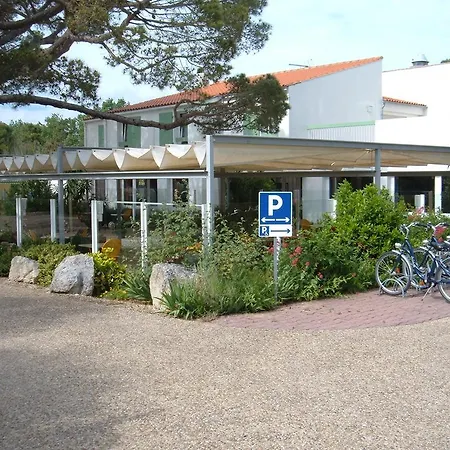 Hotel Le Parasol 3*