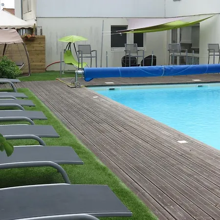 Отель Le Parasol Арс-эн-Рэ